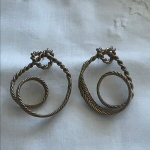 STVDIO Twisted Gold Hoop Earrings